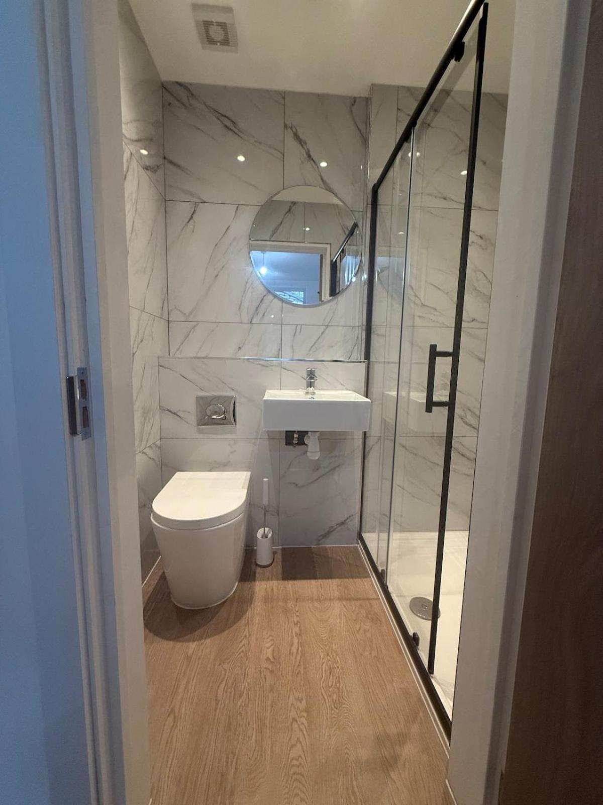 Beautiful 2 Bed With En Suite, Near Tube And Stamford Bridge