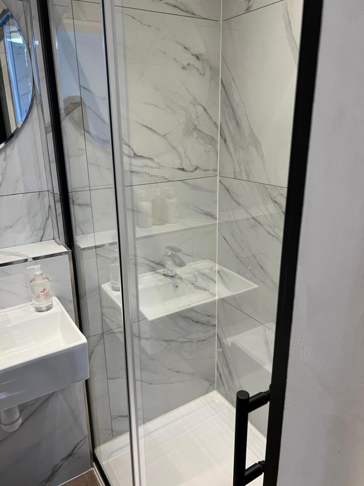 Appartement Beautiful 2 Bed With En Suite, Near Tube And Stamford Bridge Londres