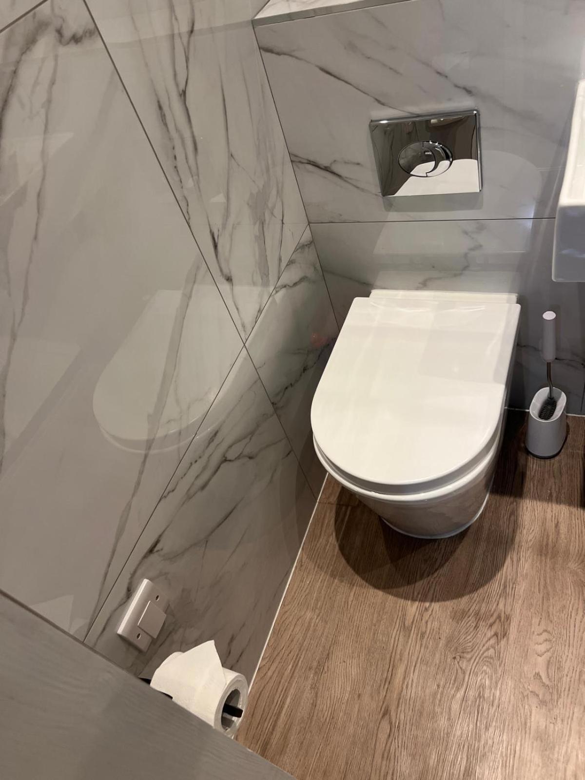 Beautiful 2 Bed With En Suite, Near Tube And Stamford Bridge * Londres