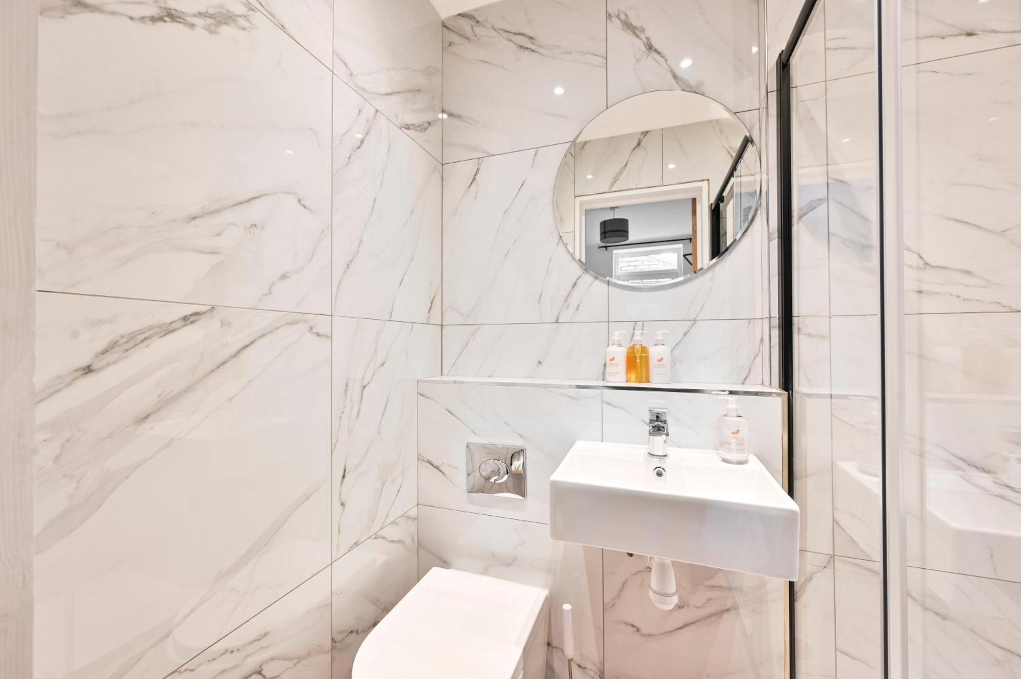 Appartement Beautiful 2 Bed With En Suite, Near Tube And Stamford Bridge