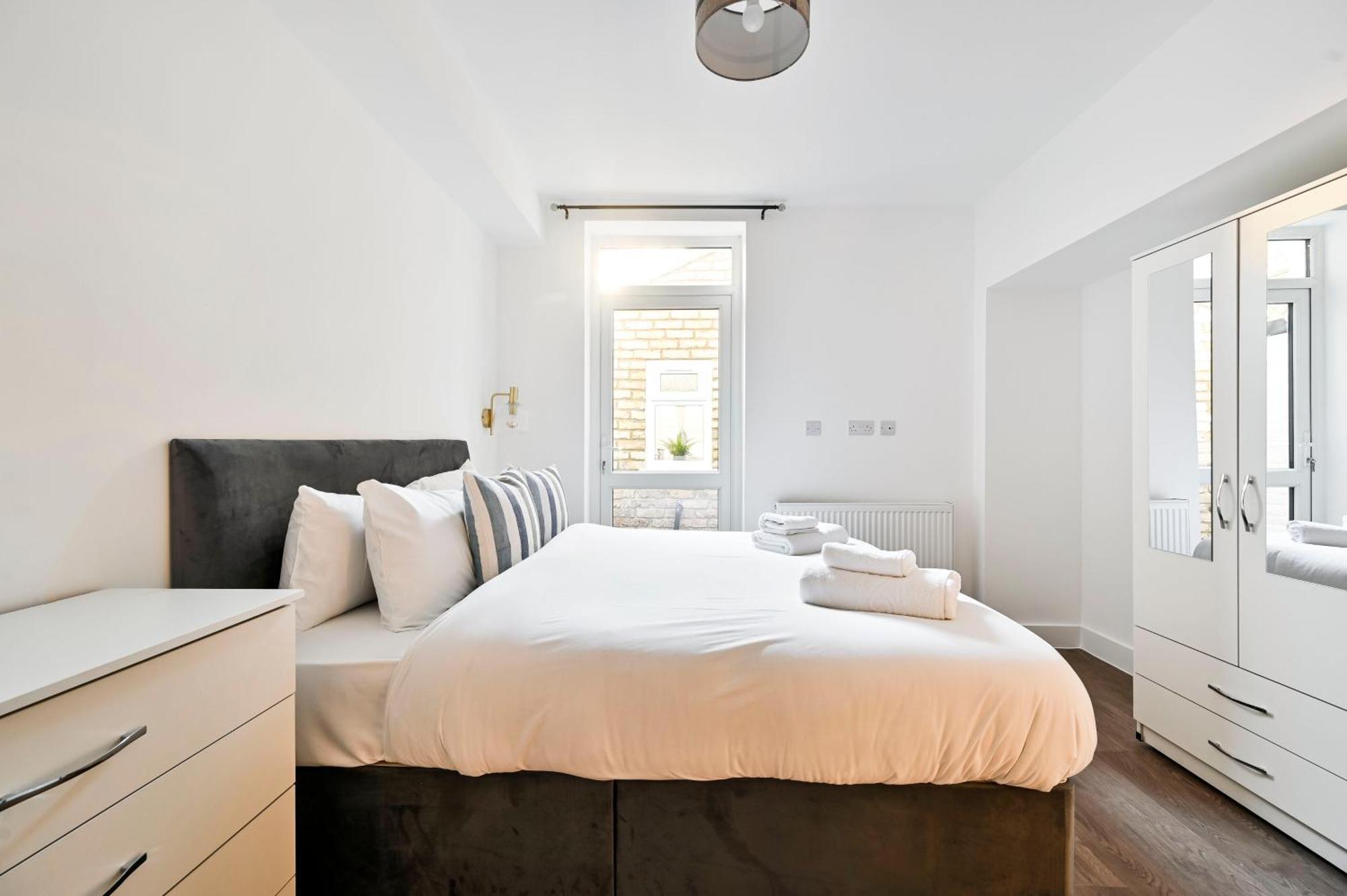 Appartement Beautiful 2 Bed With En Suite, Near Tube And Stamford Bridge *